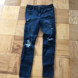 High waisted ripped skinny jeans